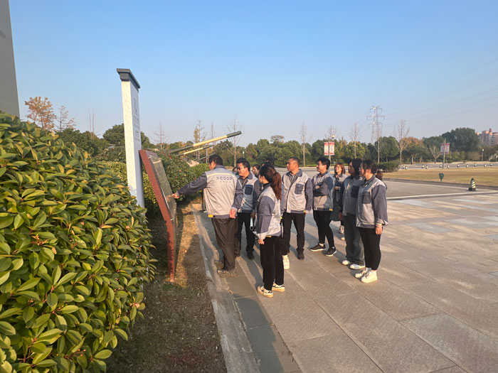 新四軍紀(jì)念館-講解.jpg